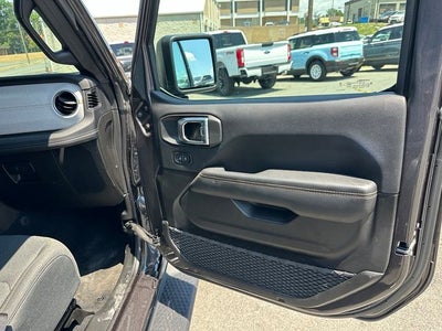 2025 Jeep Wrangler Sahara 4xe