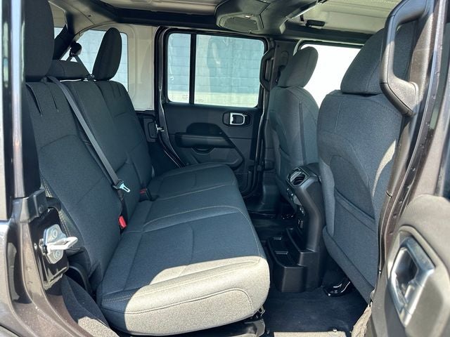 2025 Jeep Wrangler Sahara 4xe