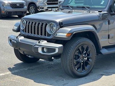 2025 Jeep Wrangler Sahara 4xe