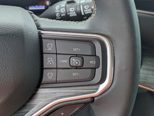 2024 Jeep Wagoneer Series II 4x2