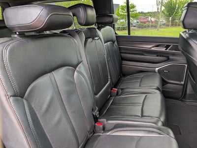 2024 Jeep Wagoneer Series II 4x2