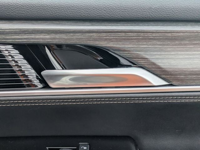 2024 Jeep Wagoneer Series II 4x2