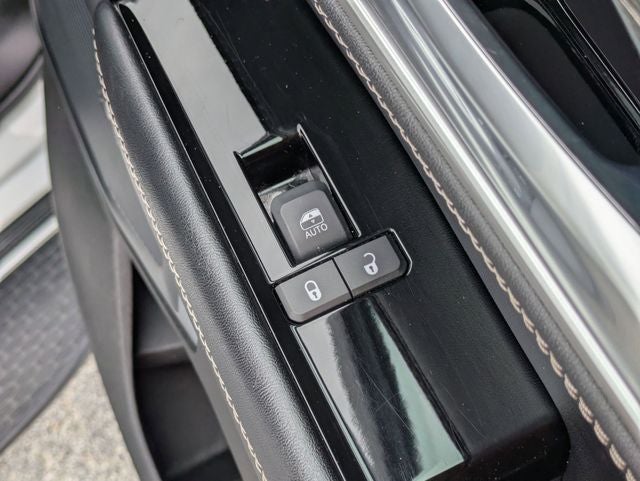 2024 Jeep Wagoneer Series II 4x2