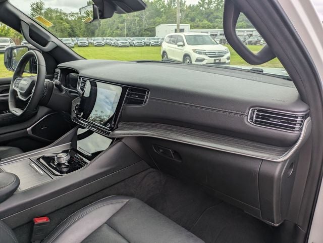 2024 Jeep Wagoneer Series II 4x2