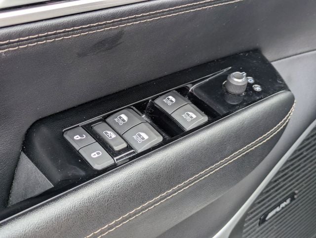 2024 Jeep Wagoneer Series II 4x2