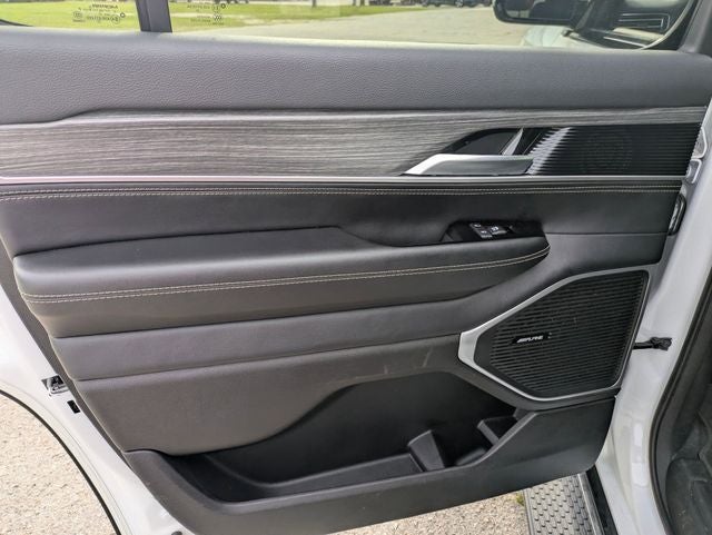 2024 Jeep Wagoneer Series II 4x2