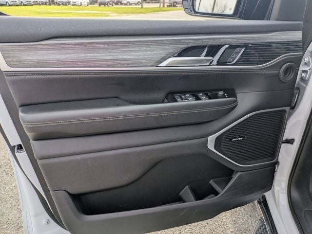 2024 Jeep Wagoneer Series II 4x2