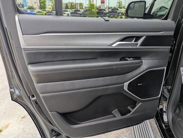 2026 Jeep Grand Wagoneer GRAND WAGONEER LIMITED ALTITUDE 4X4
