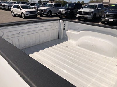 2023 RAM 1500 Classic SLT Crew Cab 4x4 5'7' Box