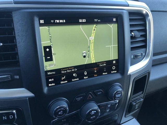 2023 RAM 1500 Classic SLT Crew Cab 4x4 5'7' Box