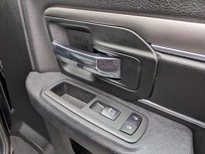 2024 RAM 1500 Classic Warlock Crew Cab 4x4 5'7' Box