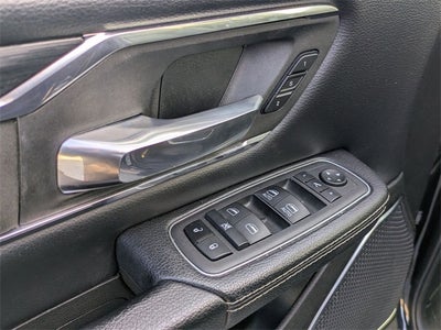 2024 RAM 1500 Laramie Crew Cab 4x2 5'7' Box