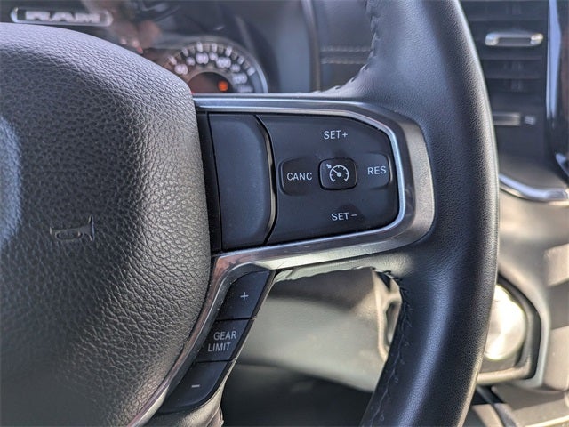 2024 RAM 1500 Laramie Crew Cab 4x2 5'7' Box