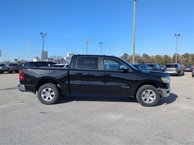 2024 RAM 1500 Laramie Crew Cab 4x2 5'7' Box