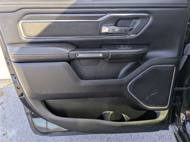 2024 RAM 1500 Laramie Crew Cab 4x2 5'7' Box