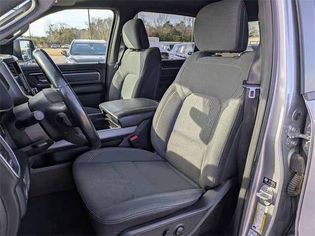 2022 RAM 1500 Big Horn Crew Cab 4x4 5'7' Box