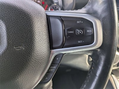 2022 RAM 1500 Big Horn Crew Cab 4x4 5'7' Box