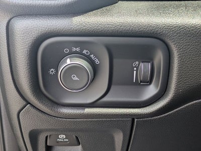 2023 RAM 1500 Big Horn Crew Cab 4x4 5'7' Box