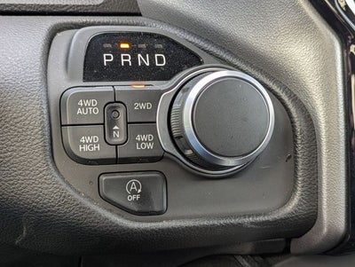 2025 RAM 1500 Big Horn Crew Cab 4x4 5'7' Box