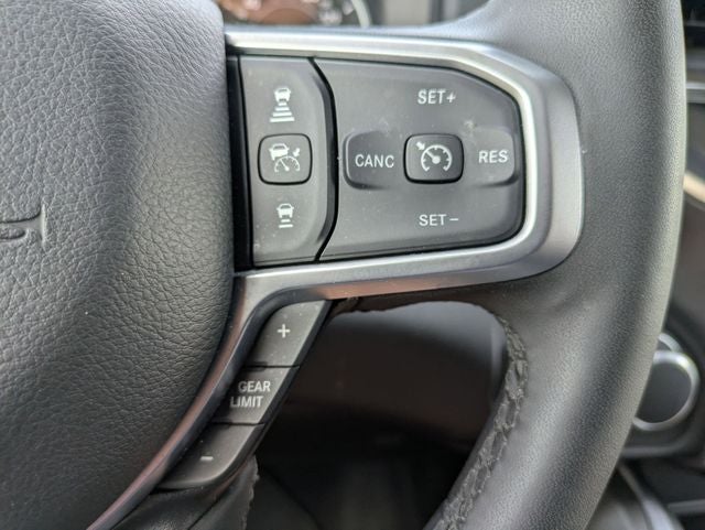 2025 RAM 1500 Big Horn Crew Cab 4x4 5'7' Box