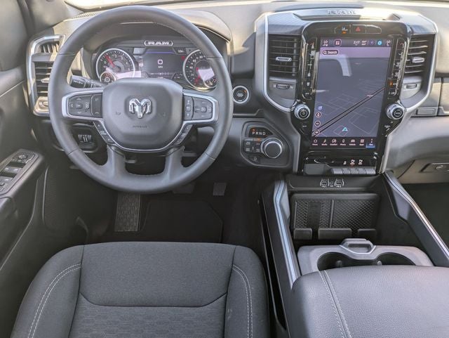 2025 RAM 1500 Big Horn Crew Cab 4x4 5'7' Box