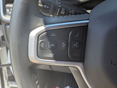 2022 RAM 1500 Big Horn Crew Cab 4x4 5'7' Box