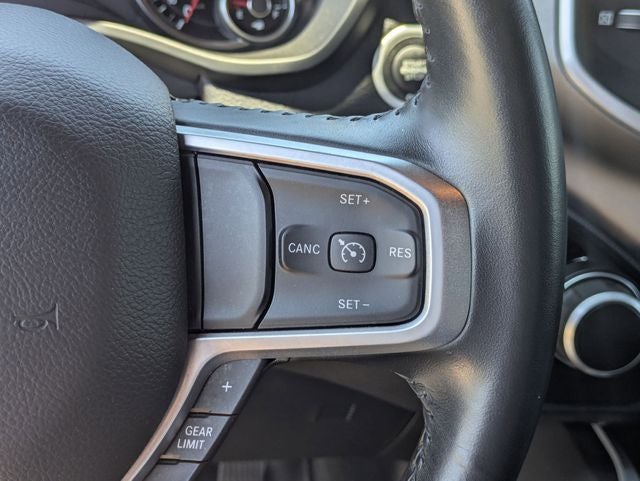 2022 RAM 1500 Big Horn Crew Cab 4x4 5'7' Box