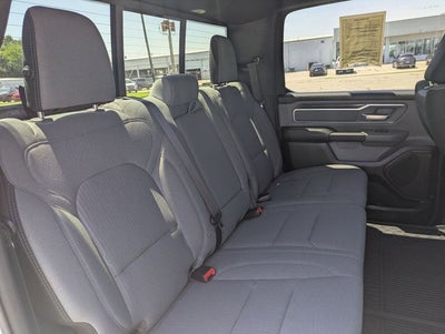 2022 RAM 1500 Big Horn Crew Cab 4x4 5'7' Box