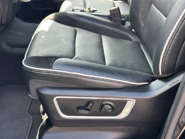 2025 RAM 1500 Laramie Crew Cab 4x4 5'7' Box