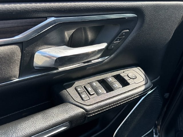 2025 RAM 1500 Laramie Crew Cab 4x4 5'7' Box