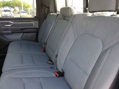 2021 RAM 1500 Big Horn Crew Cab 4x4 6'4' Box