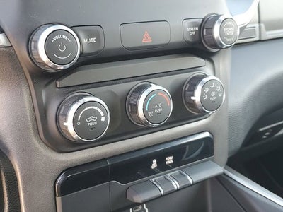 2021 RAM 1500 Big Horn Crew Cab 4x4 6'4' Box