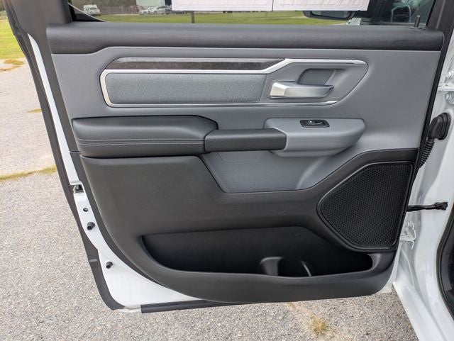 2023 RAM 1500 Big Horn Crew Cab 4x4 6'4' Box