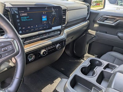 2023 Chevrolet Silverado 1500 4WD Crew Cab Short Bed LT with 2FL