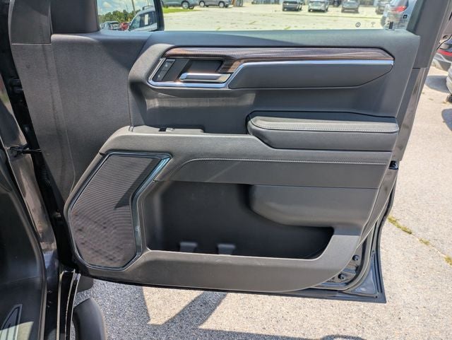 2023 Chevrolet Silverado 1500 4WD Crew Cab Short Bed LT with 2FL