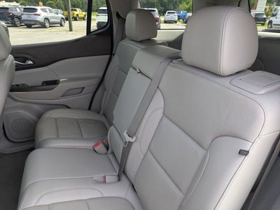 2023 GMC Acadia FWD SLT