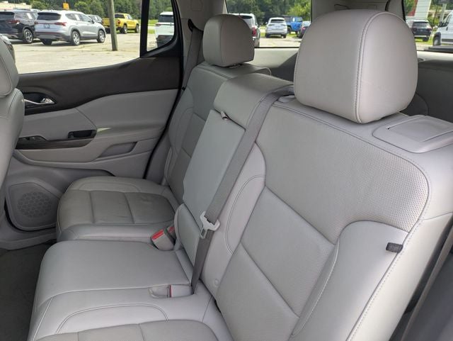2023 GMC Acadia FWD SLT