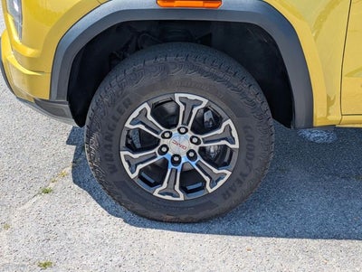2023 GMC Canyon 4WD Crew Cab Short Box AT4