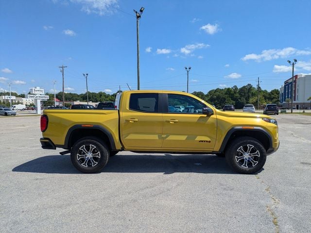 2023 GMC Canyon 4WD Crew Cab Short Box AT4