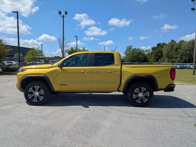 2023 GMC Canyon 4WD Crew Cab Short Box AT4