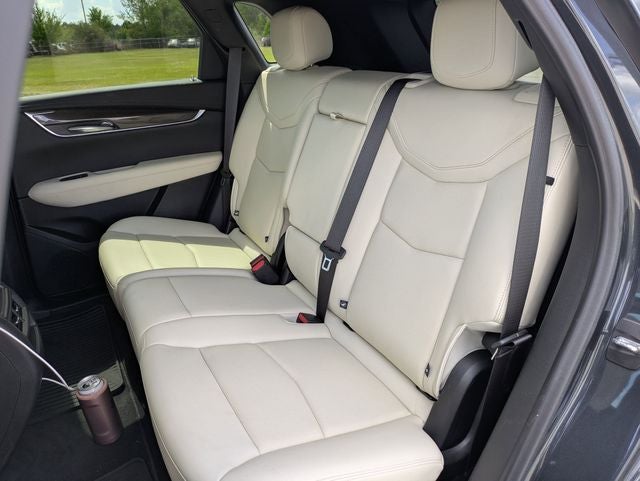 2022 Cadillac XT5 AWD Sport