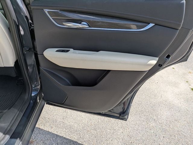 2022 Cadillac XT5 AWD Sport