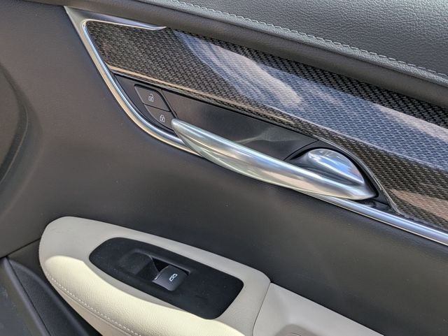2022 Cadillac XT5 AWD Sport