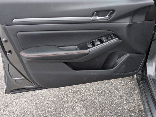 2025 Nissan Altima SR AWD