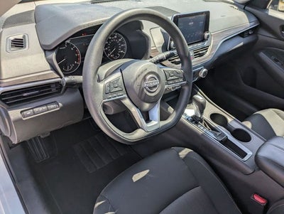 2025 Nissan Altima SV FWD