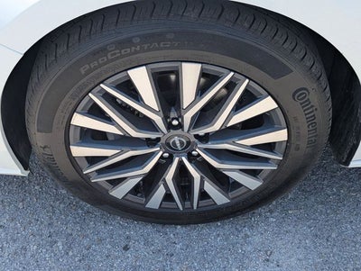 2025 Nissan Altima SV FWD