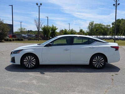 2025 Nissan Altima SV FWD