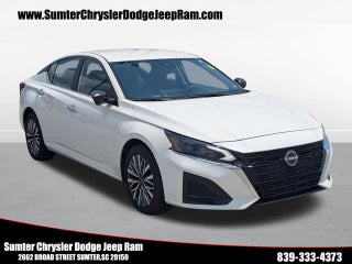 2025 Nissan Altima SV FWD