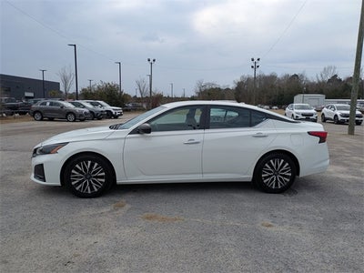 2025 Nissan Altima SV FWD