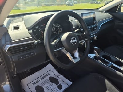 2025 Nissan Altima SV FWD